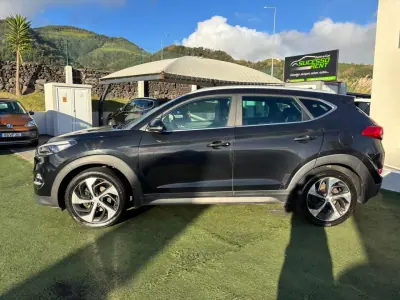 Hyundai Tucson 2016 - 16990 EUR, 22755 km - AUTO.MOTO.pt - 22755km - foto 6 de 14