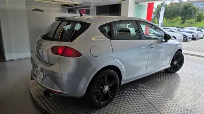 SEAT Leon 2011 - 8900 EUR, 188295 km - AUTO.MOTO.pt - 188295km - foto 21 de 52