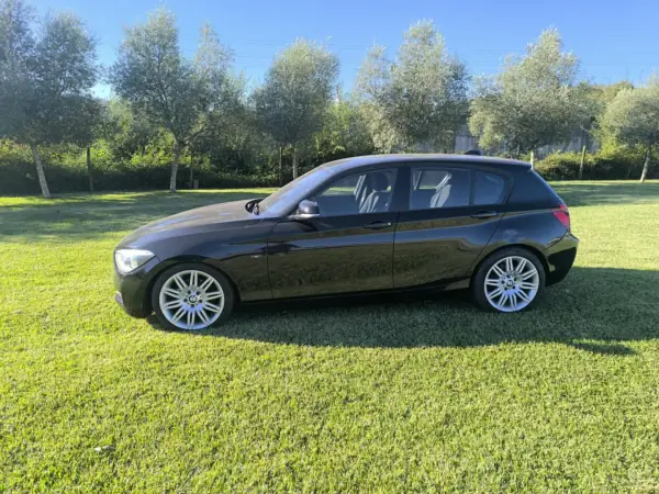 BMW 120 2011 — foto 2 de 10