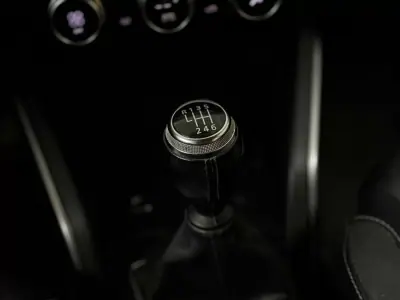 Dacia Duster 2020 - 15750 EUR, 128000 km - AUTO.MOTO.pt - 128000km - foto 36 de 60