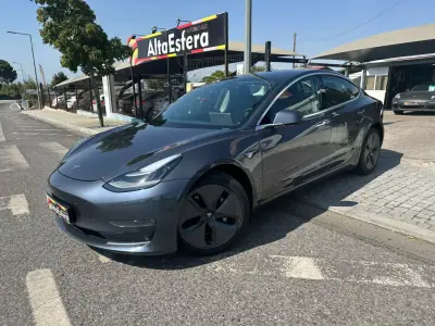 Tesla Model 3 2020 - 33900 EUR, 48971 km - 48971km - foto 2 de 31