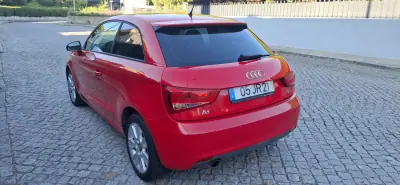 Audi A1 2010 - 6850 EUR, 193000 km - AUTO.MOTO.pt - 193000km - foto 5 de 18