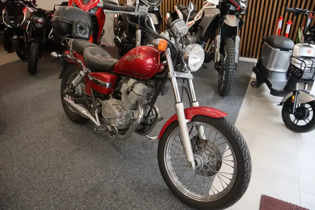 Honda CMX 1997 - 1500 EUR, 24646 km - AUTO.MOTO.pt - 24646km - foto 5 de 7