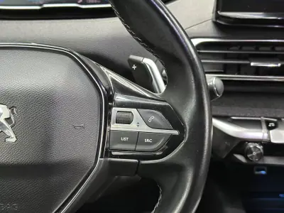 Peugeot 5008 2021 - 24800 EUR, 142000 km - AUTO.MOTO.pt - 142000km - foto 23 de 38