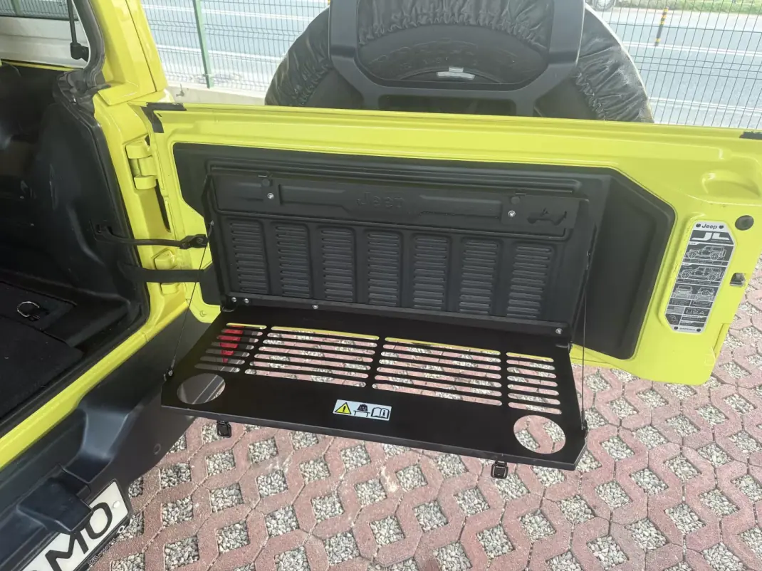 Jeep Wrangler Unlimited 2023 - 78900 EUR, 45271 km - AUTO.MOTO.pt - 45271km - foto 22 de 24