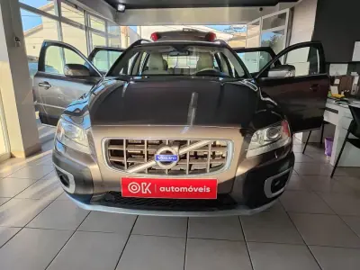 Volvo XC 70 2010 - 13250 EUR, 324000 km - AUTO.MOTO.pt - 324000km - foto 20 de 35
