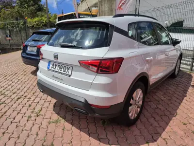SEAT Arona 2023 - 15950 EUR, 77500 km - AUTO.MOTO.pt - 77500km - foto 2 de 6