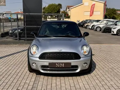 MINI 3 Portas 2007 - 6990 EUR, 220000 km - AUTO.MOTO.pt - 220000km - foto 3 de 18