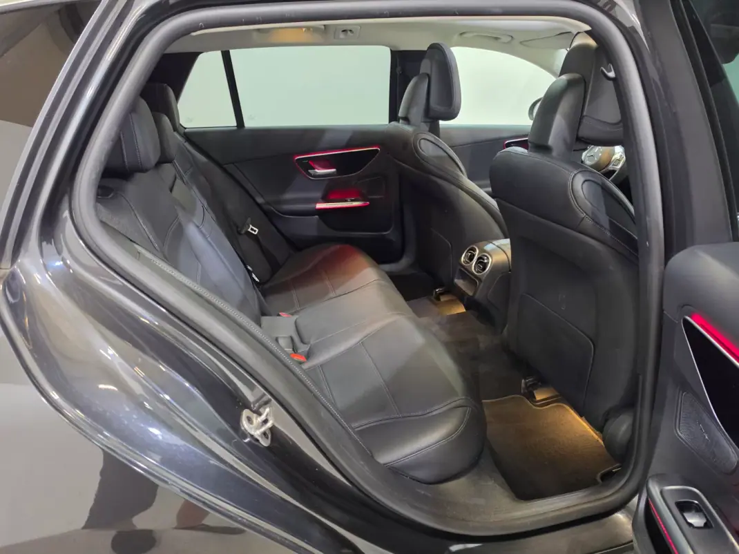 Mercedes-Benz C 300e 2022 - 29250 EUR, 140500 km - 140500km - foto 11 de 20