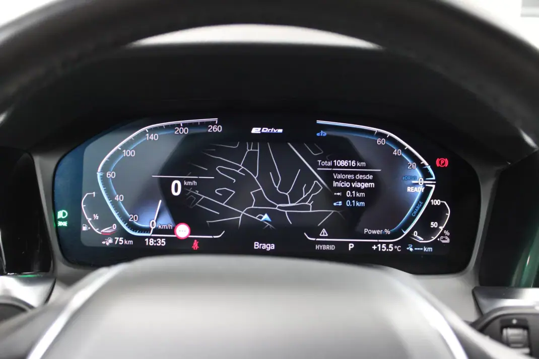 BMW 320 2021 - 27900 EUR, 108256 km - AUTO.MOTO.pt - 108256km - foto 18 de 24