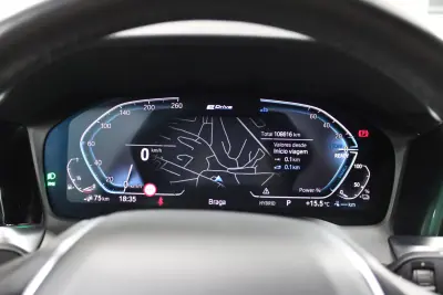 BMW 320 2021 - 27900 EUR, 108256 km - AUTO.MOTO.pt - 108256km - foto 18 de 24