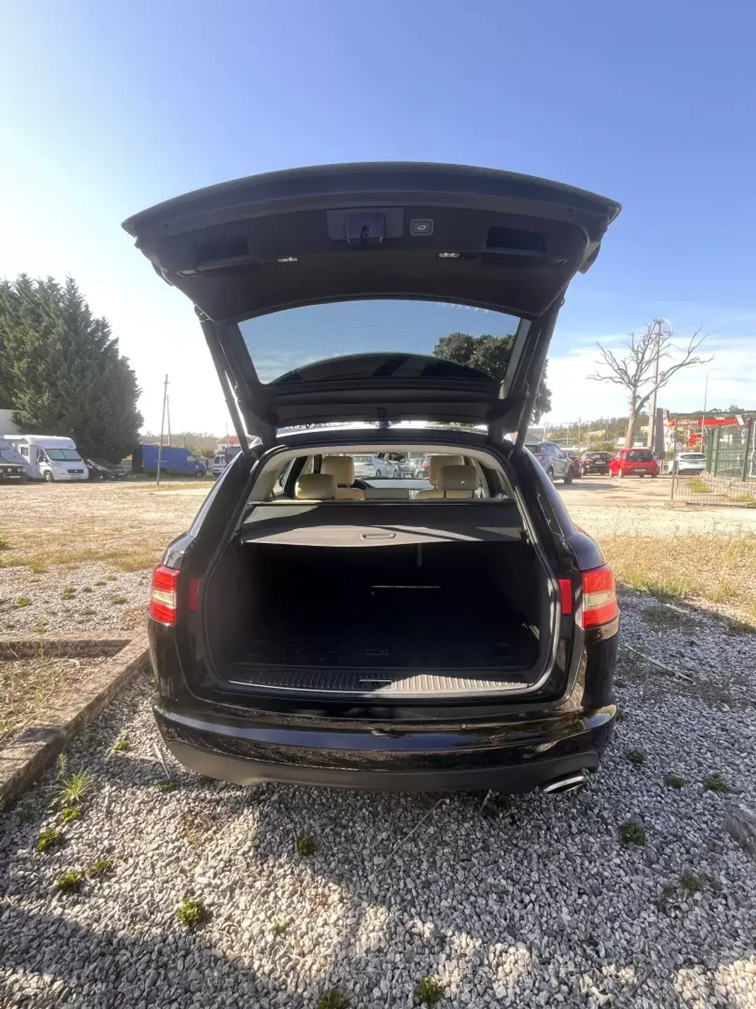 Jaguar XF Sportbrake 2013 - 15999 EUR, 245000 km - 245000km - foto 6 de 32