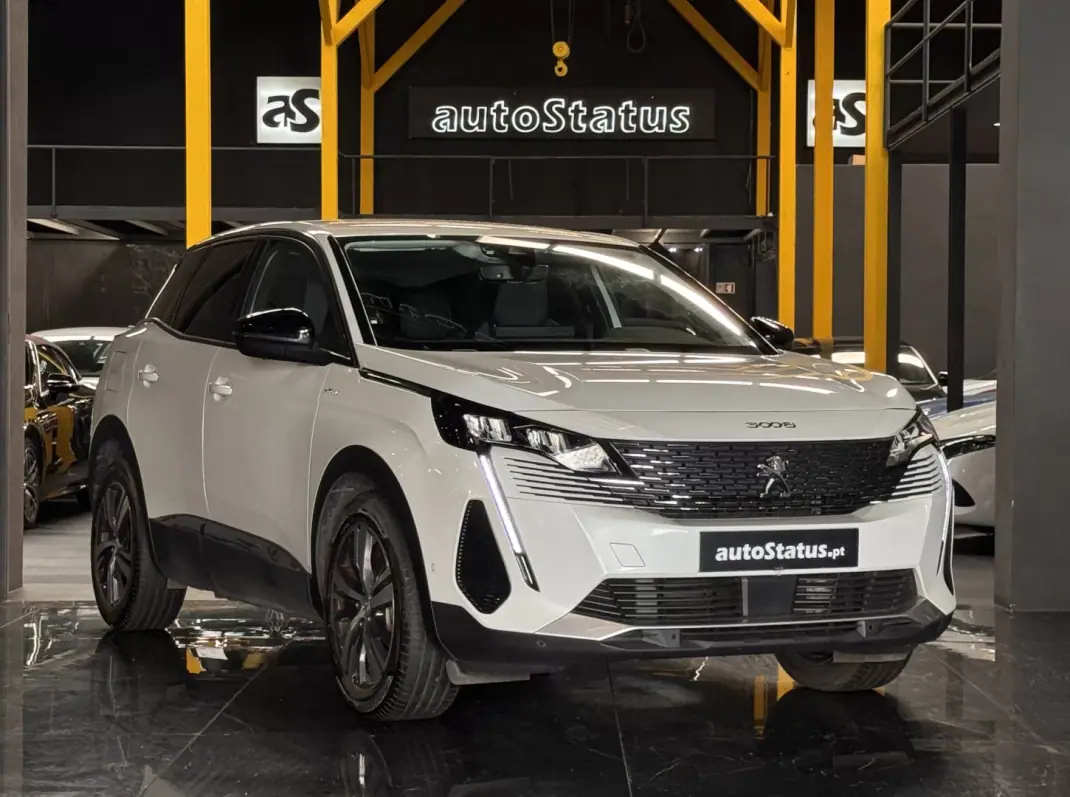 Peugeot 3008 2021 - 22990 EUR, 64900 km - AUTO.MOTO.pt - 64900km - foto 2 de 31