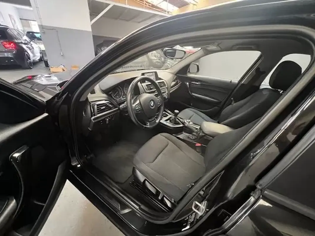 BMW 116 2016 - 12990 EUR, 200000 km - AUTO.MOTO.pt - 200000km - foto 5 de 10