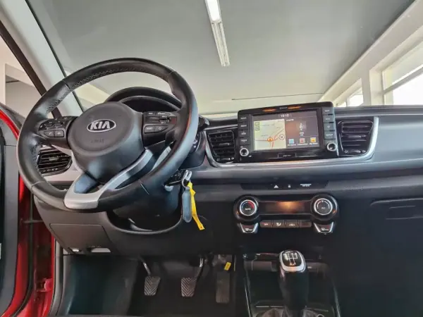 Kia Rio 2019 - 12500 EUR, 66000 km - AUTO.MOTO.pt - 66000km - foto 20 de 36