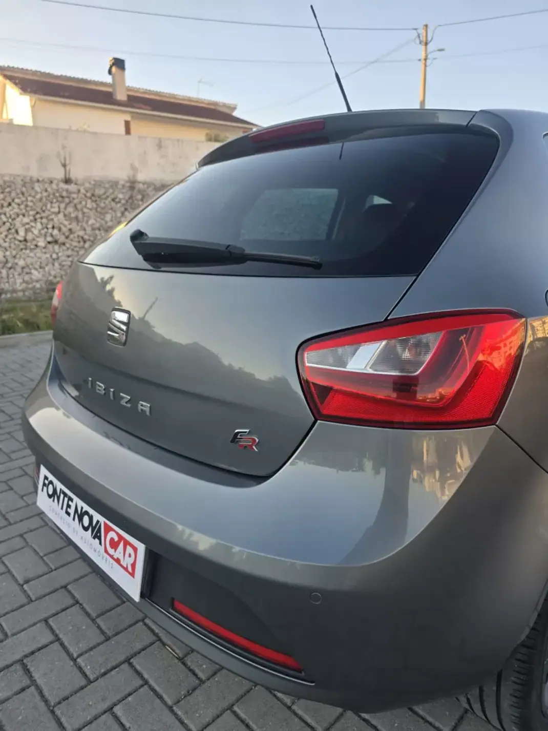 SEAT Ibiza 2015 - 11450 EUR, 119160 km - 119160km - foto 17 de 19