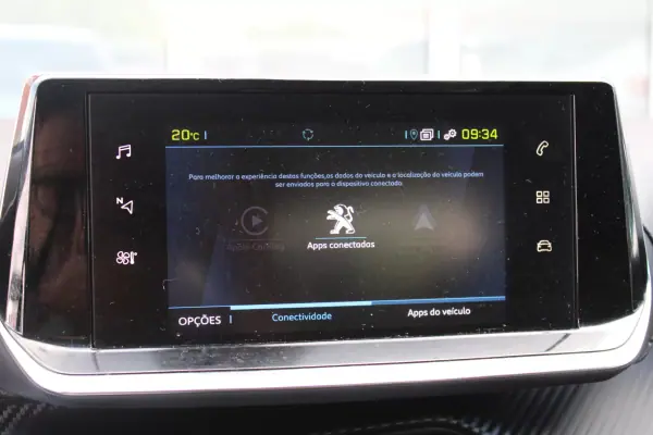 Peugeot e-208 2021 - 16490 EUR, 94000 km - AUTO.MOTO.pt - 94000km - foto 24 de 26