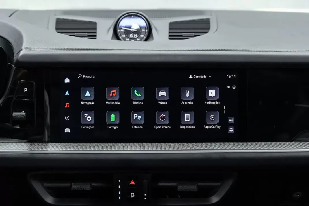 Porsche Cayenne 2024 - 97950 EUR, 32000 km - AUTO.MOTO.pt - 32000km - foto 36 de 55