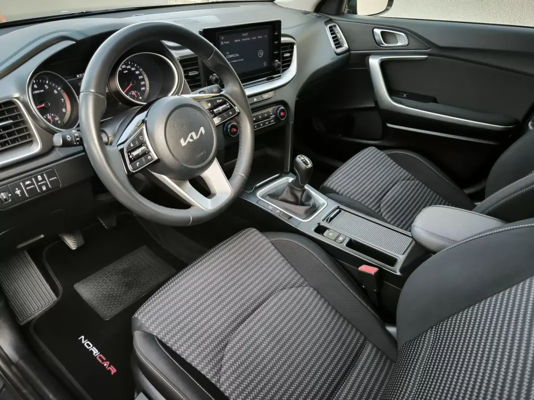 Kia XCeed 2022 - 18500 EUR, 29000 km - AUTO.MOTO.pt - 29000km - foto 23 de 50