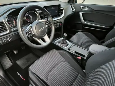 Kia XCeed 2022 - 18500 EUR, 29000 km - AUTO.MOTO.pt - 29000km - foto 23 de 50