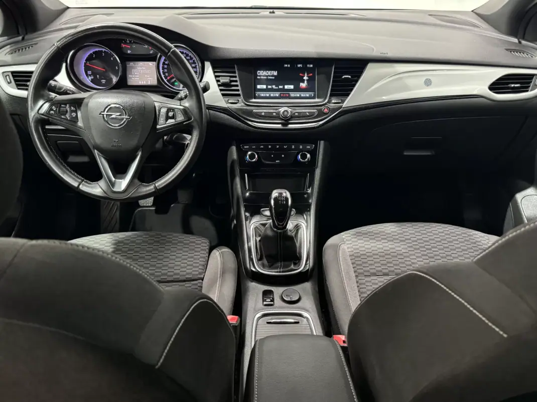 Opel Astra Sports Tourer 2019 - 11990 EUR, 117000 km - 117000km - foto 15 de 24