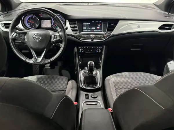 Opel Astra Sports Tourer 2019 - 11990 EUR, 117000 km - AUTO.MOTO.pt - 117000km - foto 15 de 24