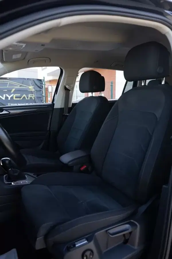 Volkswagen Tiguan Allspace 2018 - 29890 EUR, 105000 km - AUTO.MOTO.pt - 105000km - foto 4 de 41