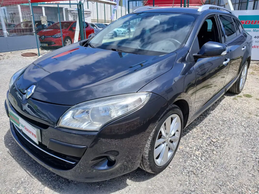 Renault Mégane Sport Tourer 2010 - 6350 EUR, 169329 km - AUTO.MOTO.pt - 169329km - foto 2 de 24