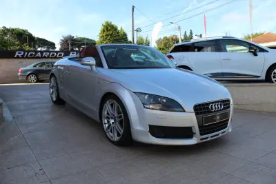 Audi TT Roadster 2009 - 12990 EUR, 216600 km - AUTO.MOTO.pt - 216600km - foto 4 de 28