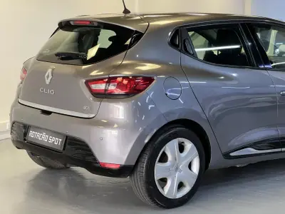 Renault Clio 2013 - 7990 EUR, 160000 km - 160000km - foto 37 de 38