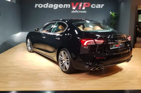 Maserati Ghibli 2021 - 54500 EUR, 29000 km - AUTO.MOTO.pt - 29000km - foto 6 de 19