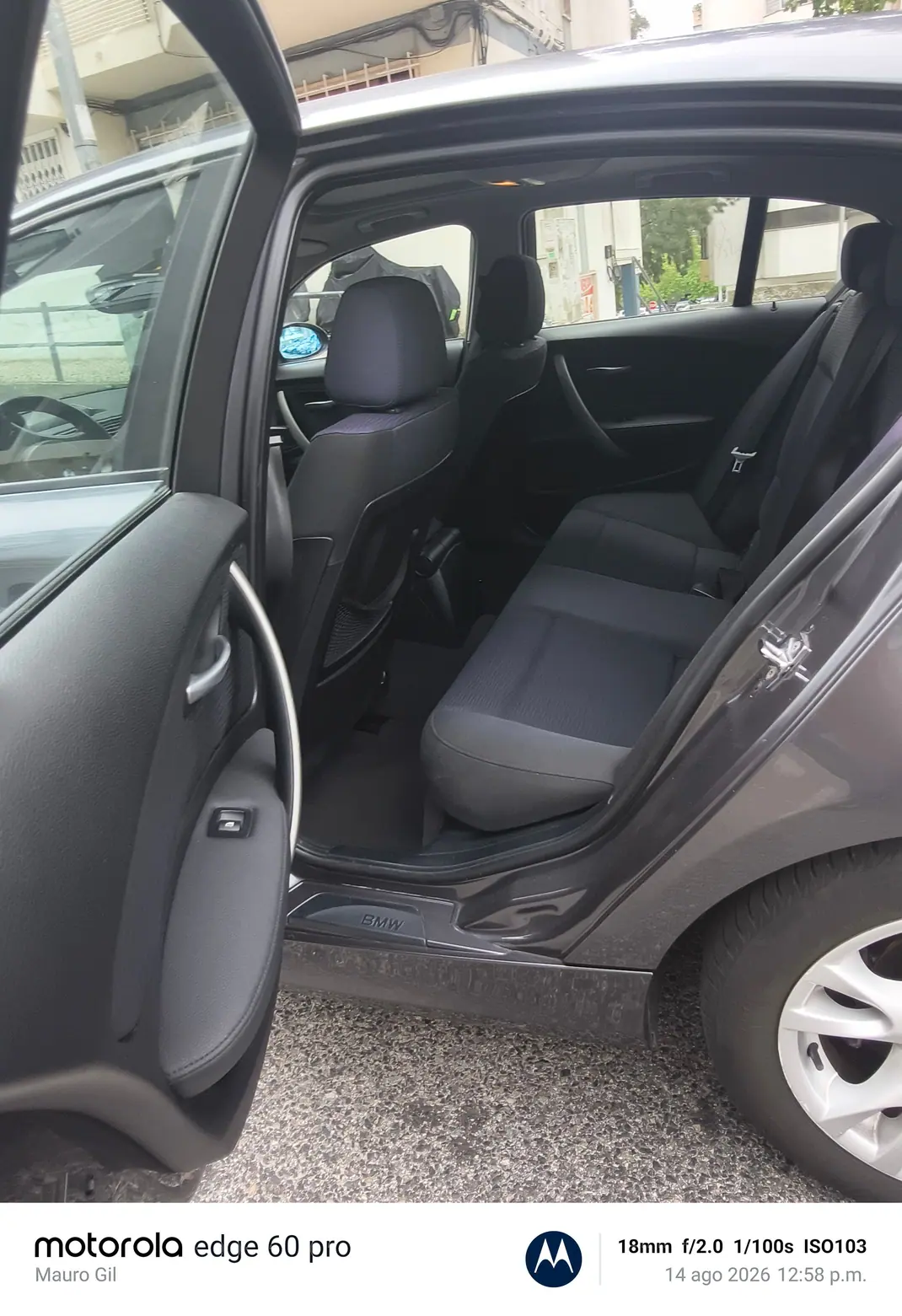 BMW 118 2007 - 4750 EUR, 340000 km - 340000km - foto 5 de 14
