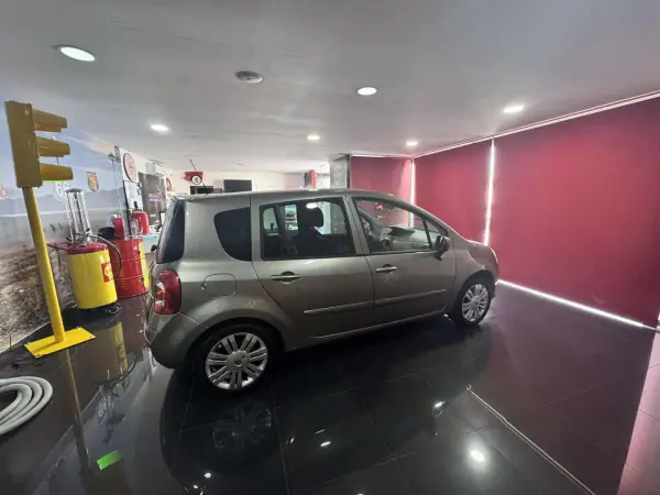 Renault Modus 2008 - 5990 EUR, 200200 km - AUTO.MOTO.pt - 200200km - foto 3 de 12