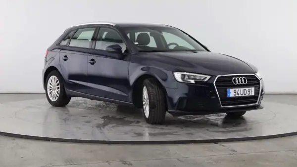 Audi A3 Sportback 2018 - 17999 EUR, 104021 km - AUTO.MOTO.pt - 104021km - foto 3 de 8
