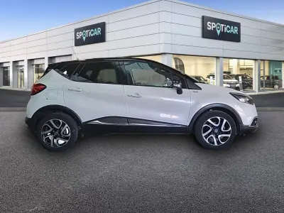 Renault Captur 2017 - 11900 EUR, 118207 km - 118207km - foto 4 de 23