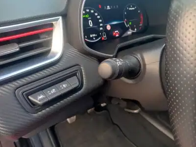 Renault Clio 2022 - 18890 EUR, 34670 km - AUTO.MOTO.pt - 34670km - foto 24 de 25