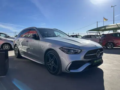 Mercedes-Benz C 300 2023 — foto 4 de 25
