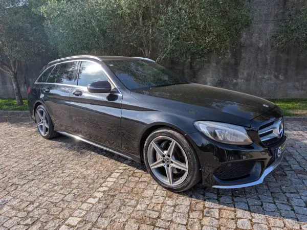 Mercedes-Benz C 200 2018 - 19900 EUR, 220000 km - AUTO.MOTO.pt - 220000km - foto 11 de 17