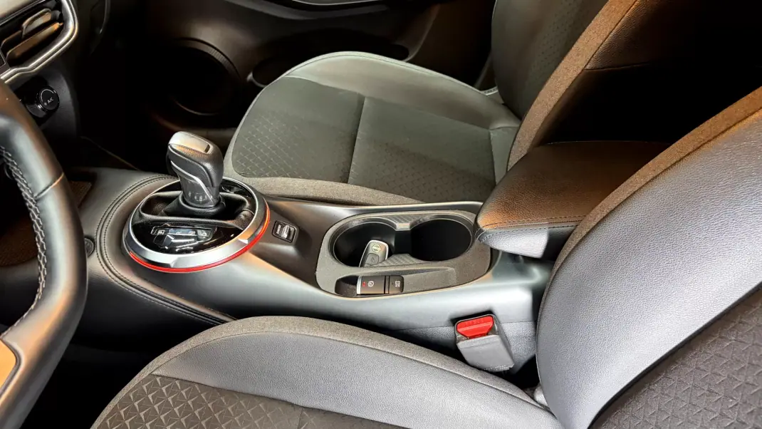 Nissan Juke 2025 - 21470 EUR, 27000 km - AUTO.MOTO.pt - 27000km - foto 33 de 43