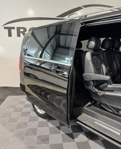 Mercedes-Benz V 250 2019 - 57500 EUR, 110504 km - 110504km - foto 10 de 71