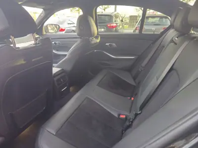 BMW 330e 2021 - 32500 EUR, 101910 km - AUTO.MOTO.pt - 101910km - foto 10 de 12