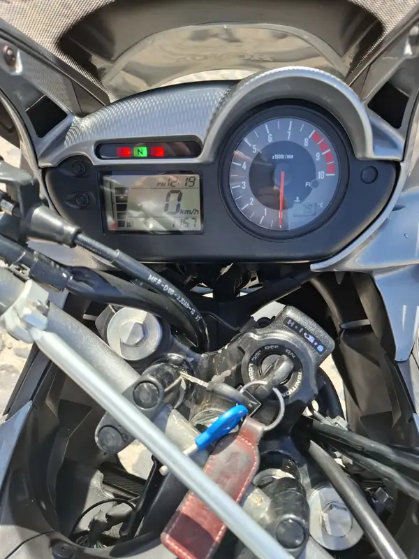Honda Transalp Base 2008 - 4850 EUR, 47000 km - 47000km - foto 5 de 8