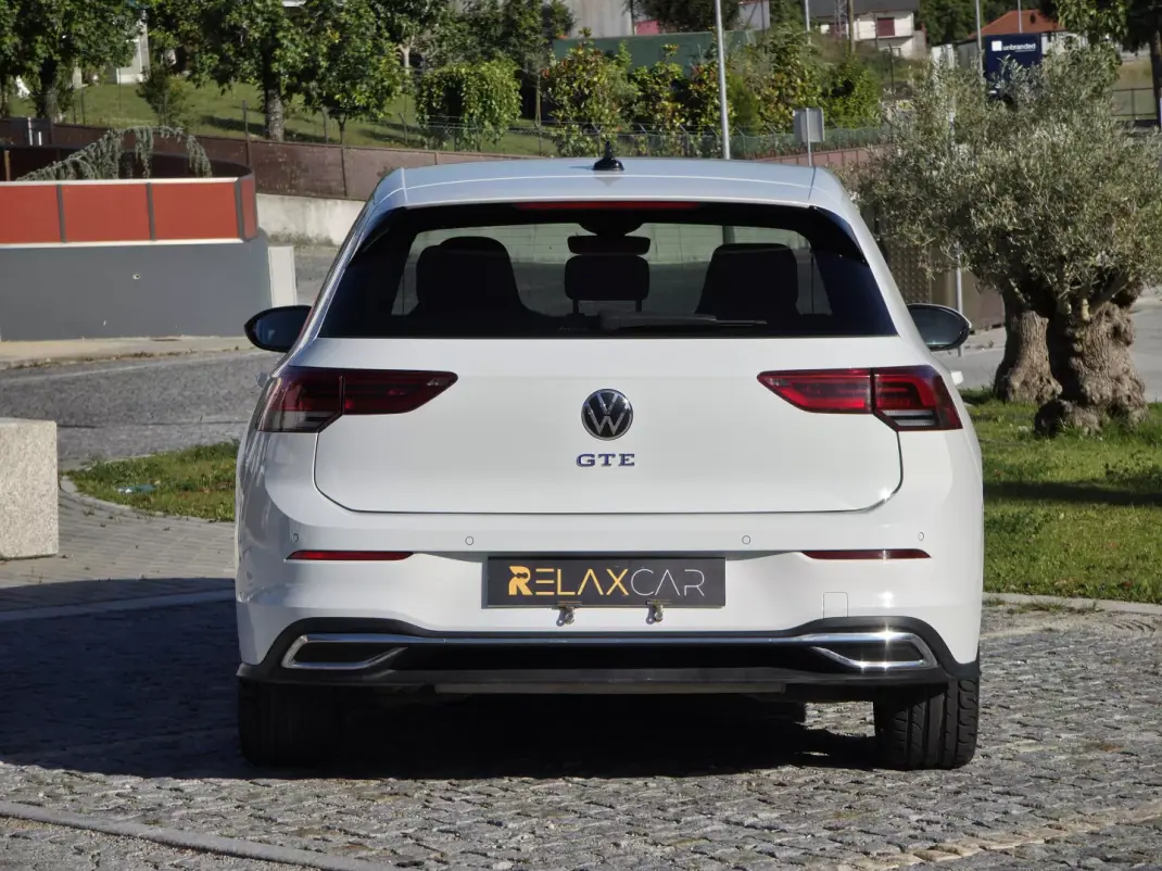 Volkswagen Golf 2020 - 21990 EUR, 66000 km - AUTO.MOTO.pt - 66000km - foto 5 de 33