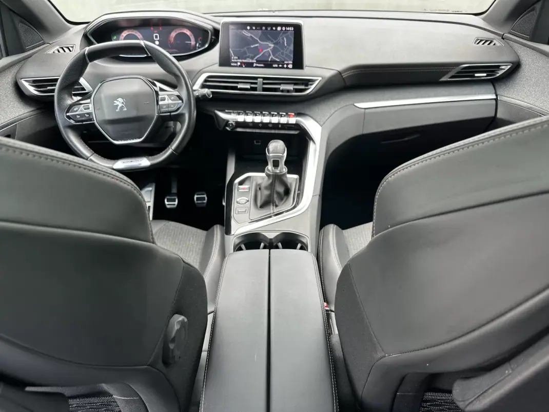 Peugeot 5008 2019 - 15900 EUR, 180000 km - 180000km - foto 58 de 70