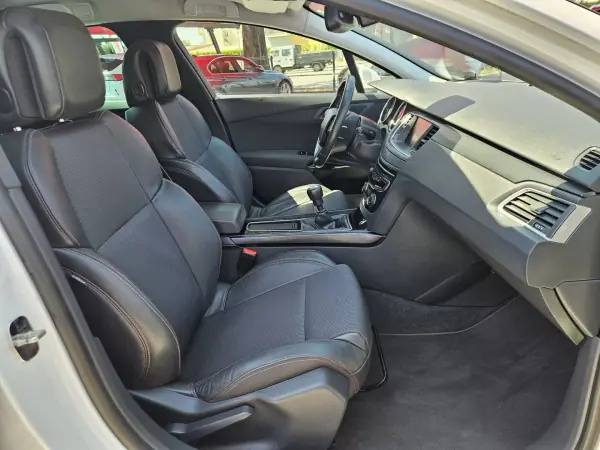 Peugeot 508 SW 2017 - 13700 EUR, 149000 km - AUTO.MOTO.pt - 149000km - foto 14 de 56