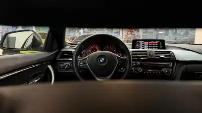 BMW 420 Gran Coupé 2016 - 17990 EUR, 256207 km - AUTO.MOTO.pt - 256207km - foto 20 de 26