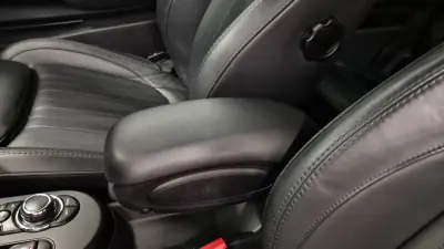 MINI Electric 2021 - 20500 EUR, 73589 km - AUTO.MOTO.pt - 73589km - foto 22 de 48