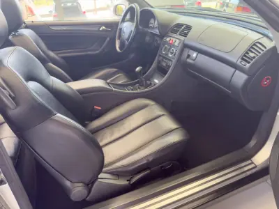 Mercedes-Benz CLK 230 1999 - 9990 EUR, 111847 km - AUTO.MOTO.pt - 111847km - foto 6 de 22