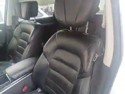 Renault Koleos 2017 - 22500 EUR, 156000 km - AUTO.MOTO.pt - 156000km - foto 6 de 15