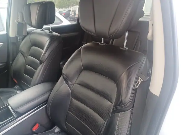 Renault Koleos 2017 - 20850 EUR, 160000 km - AUTO.MOTO.pt - 160000km - foto 6 de 15
